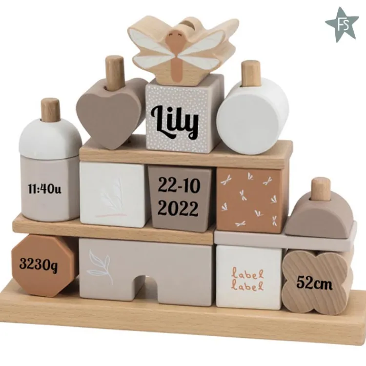 Outlet Nougat Houten Blokken ( met naam en geboortegegevens ) Label Label | Houten Stapeltorens Met Naam